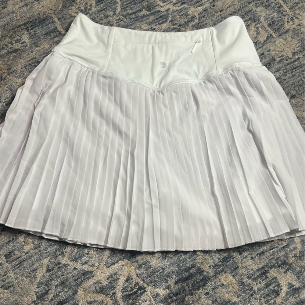 WILLIT Women's Pleated Tennis Skirt with Pocket in White Sz Medium - Picture 9 of 9